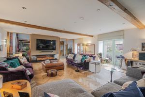 Sitting room- click for photo gallery